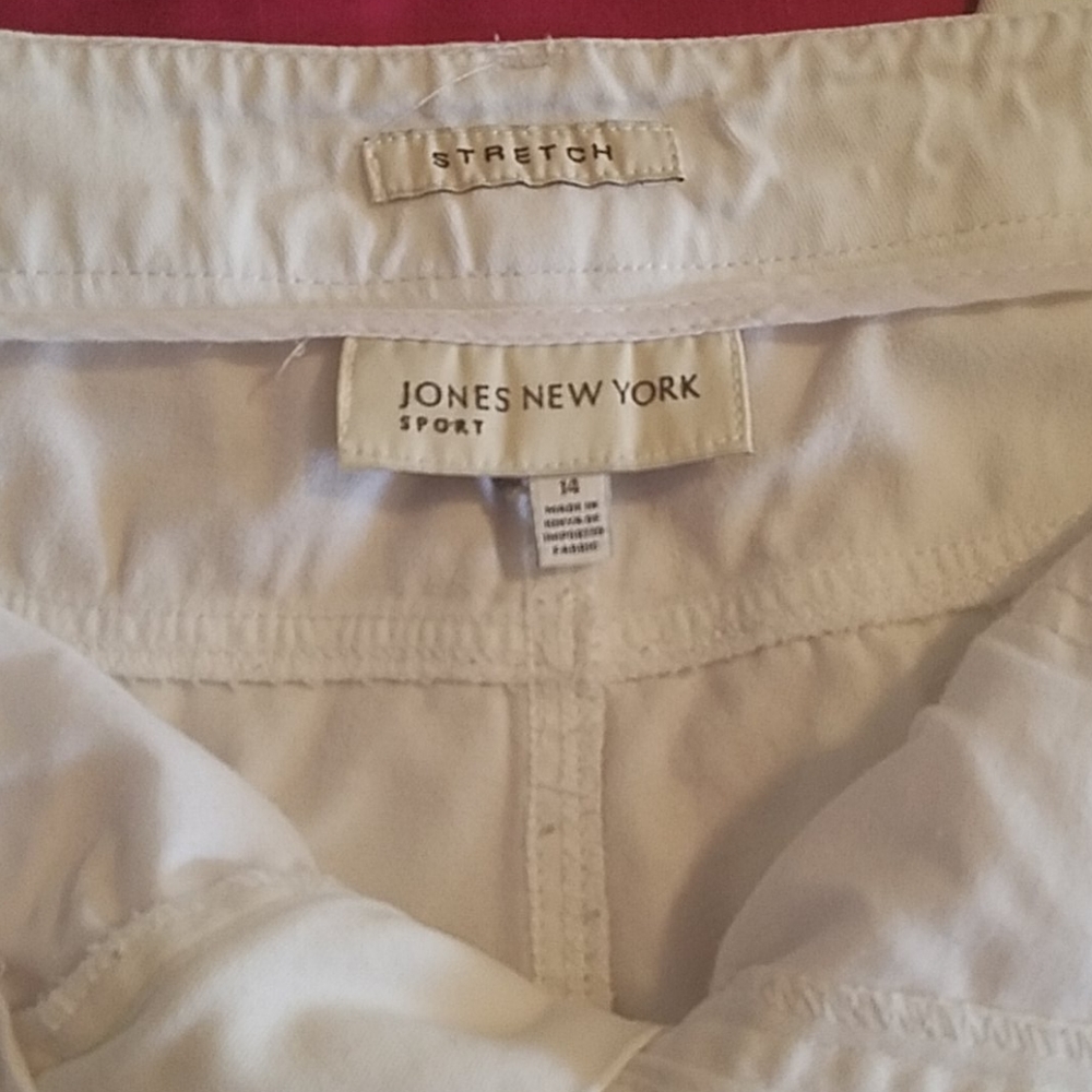 Jones NY Sport Super Soft Cropped Jeans